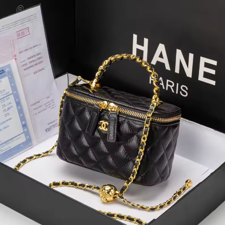 2026年新時尚女包，真皮斜背包，隨身斜背包