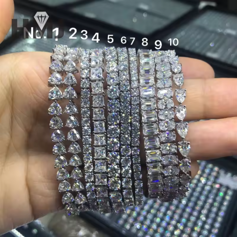 D色 VVS1淨度 GRA 莫桑石網球手鍊，精美925純銀鍍18K白金，鑲嵌鑽石，生日禮物之選。